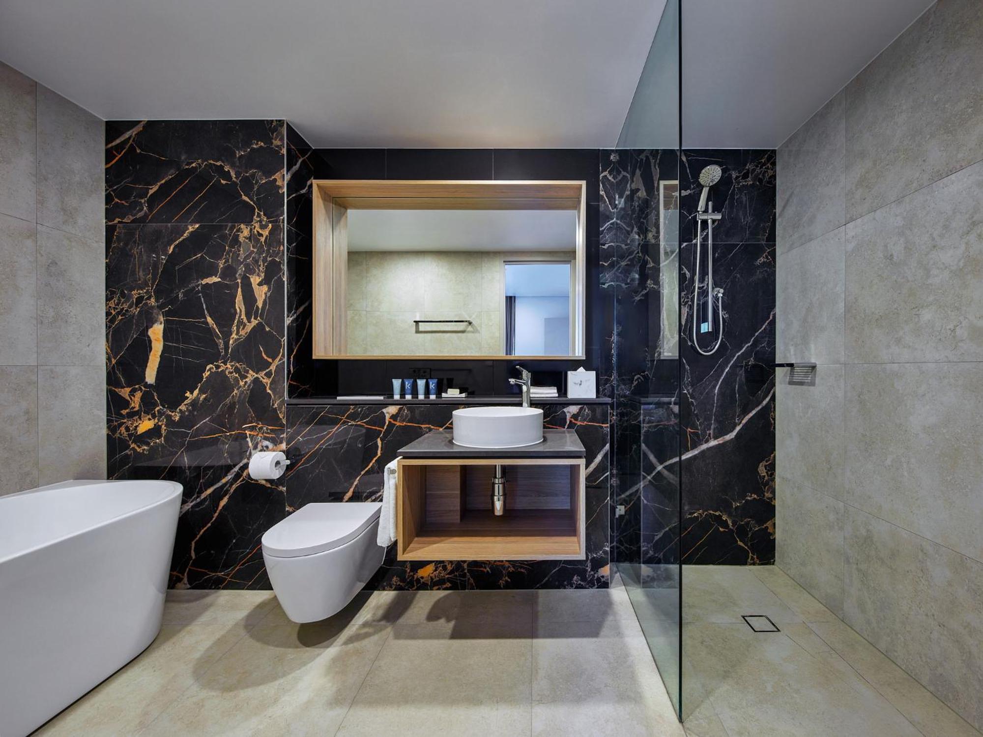 Meriton Suites Liverpool Exteriér fotografie Bathroom