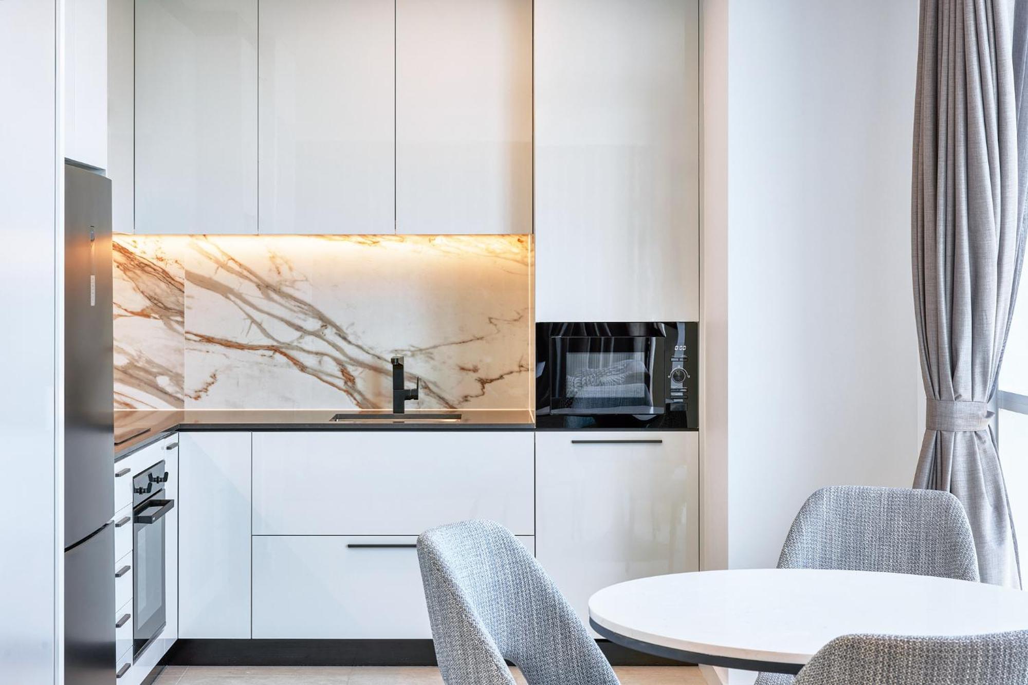 Meriton Suites Liverpool Exteriér fotografie A kitchen in a private home