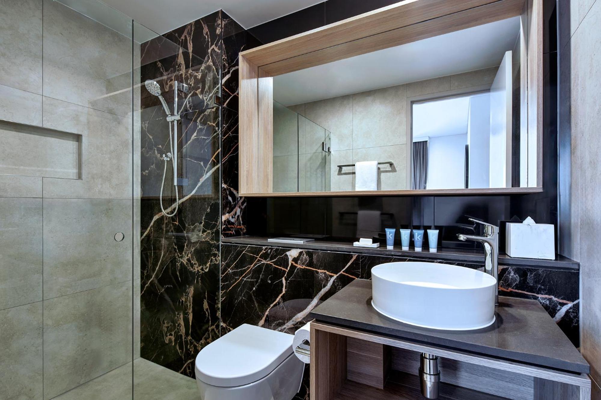 Meriton Suites Liverpool Exteriér fotografie Bathroom